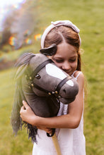 Laden Sie das Bild in den Galerie-Viewer, HOBBY HORSE, OPEN MOUTH – GREY