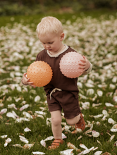 Laden Sie das Bild in den Galerie-Viewer, LARGE SENSORY BALL - DESERT SAND