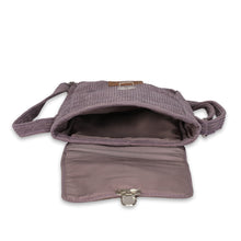 Laden Sie das Bild in den Galerie-Viewer, CROSS BODY BAG