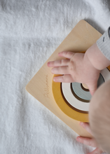 Laden Sie das Bild in den Galerie-Viewer, ROUND PUZZLE – MUSTARD
