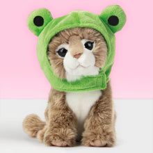 Laden Sie das Bild in den Galerie-Viewer, STUDIO PETS PLUSH – PRINCE (23 CM)
