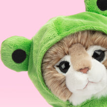 Laden Sie das Bild in den Galerie-Viewer, STUDIO PETS PLUSH – PRINCE (23 CM)
