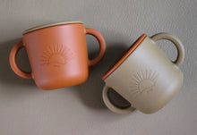 Laden Sie das Bild in den Galerie-Viewer, CUPS SUN SET – IRON & EARTH