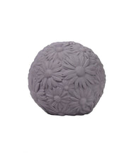Laden Sie das Bild in den Galerie-Viewer, SENSORY BALL FLORAL – LILAC