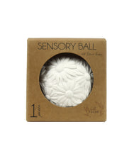Laden Sie das Bild in den Galerie-Viewer, SENSORY BALL FLORAL – DAISY