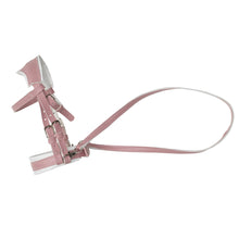 Laden Sie das Bild in den Galerie-Viewer, PANDURO HOBBY HORSE ERGONOMISCHE TRENSE - ROSA
