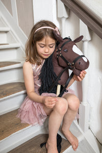 HOBBY HORSE, OPEN MOUTH – BROWN