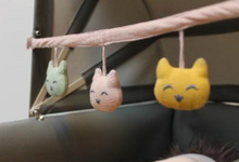 Laden Sie das Bild in den Galerie-Viewer, DOLL PRAM CHAINS – CATS
