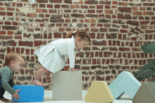 Laden Sie das Bild in den Galerie-Viewer, PLAYBLOCK SKY - TRIANGLE (EINZELSTEIN)
