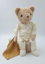 Laden Sie das Bild in den Galerie-Viewer, HUGZZEEE FRIENDS TEDDY – CREAM
