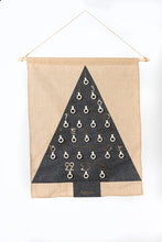 Laden Sie das Bild in den Galerie-Viewer, ADVENTSKALENDER – CHRISTMAS TREE
