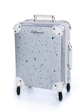 Laden Sie das Bild in den Galerie-Viewer, SUITCASE – SILVER
