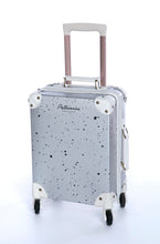 Laden Sie das Bild in den Galerie-Viewer, SUITCASE – SILVER
