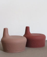 Laden Sie das Bild in den Galerie-Viewer, SIPPY LIDS SET – CANYON CLAY &amp; VINTAGE BLOSSOM
