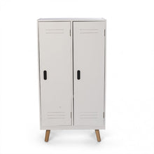 Laden Sie das Bild in den Galerie-Viewer, DOLL WARDROBE
