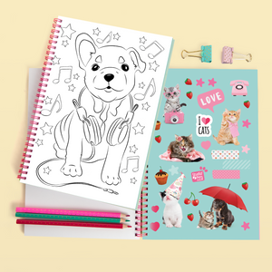 STUDIO PETS – A5 COLOURING BOOK WITH STICKERS "PUPPY"