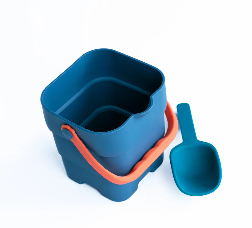 FALTBARER SILIKON-EIMER – BLUISH